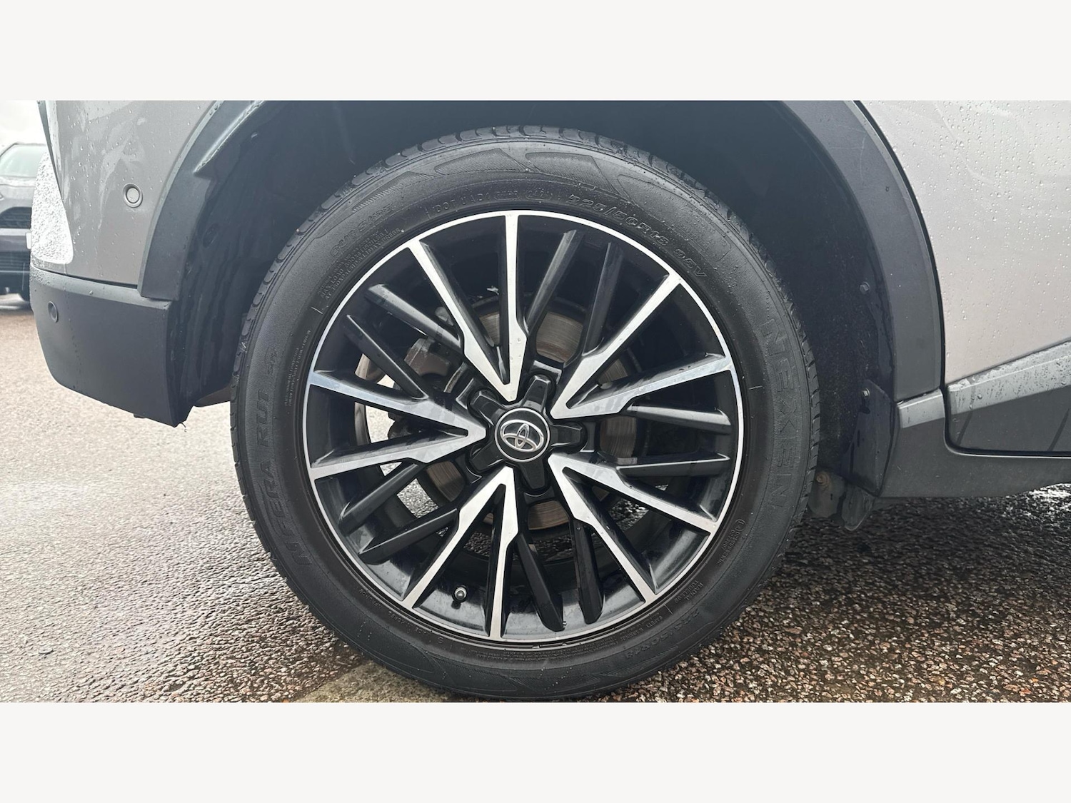 Used Toyota C-HR 2017 for sale - 76137063: Photo 33