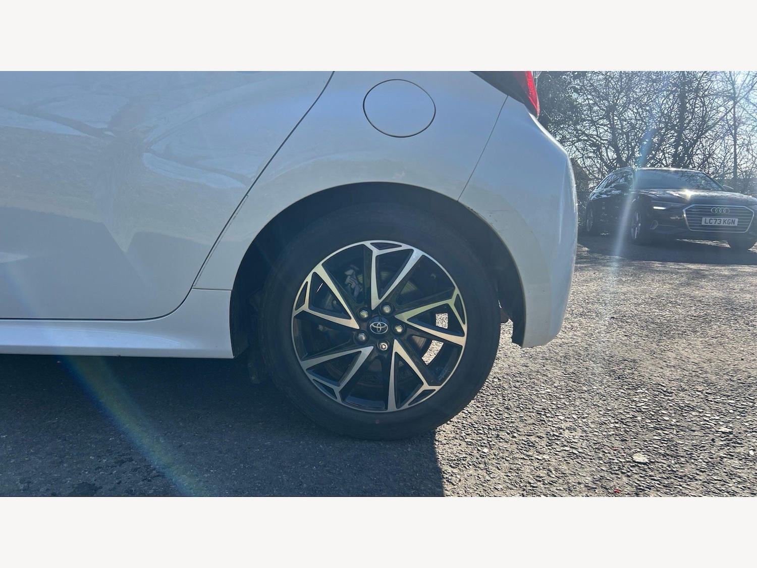 Used Toyota Yaris for sale - 77753701: Photo 22