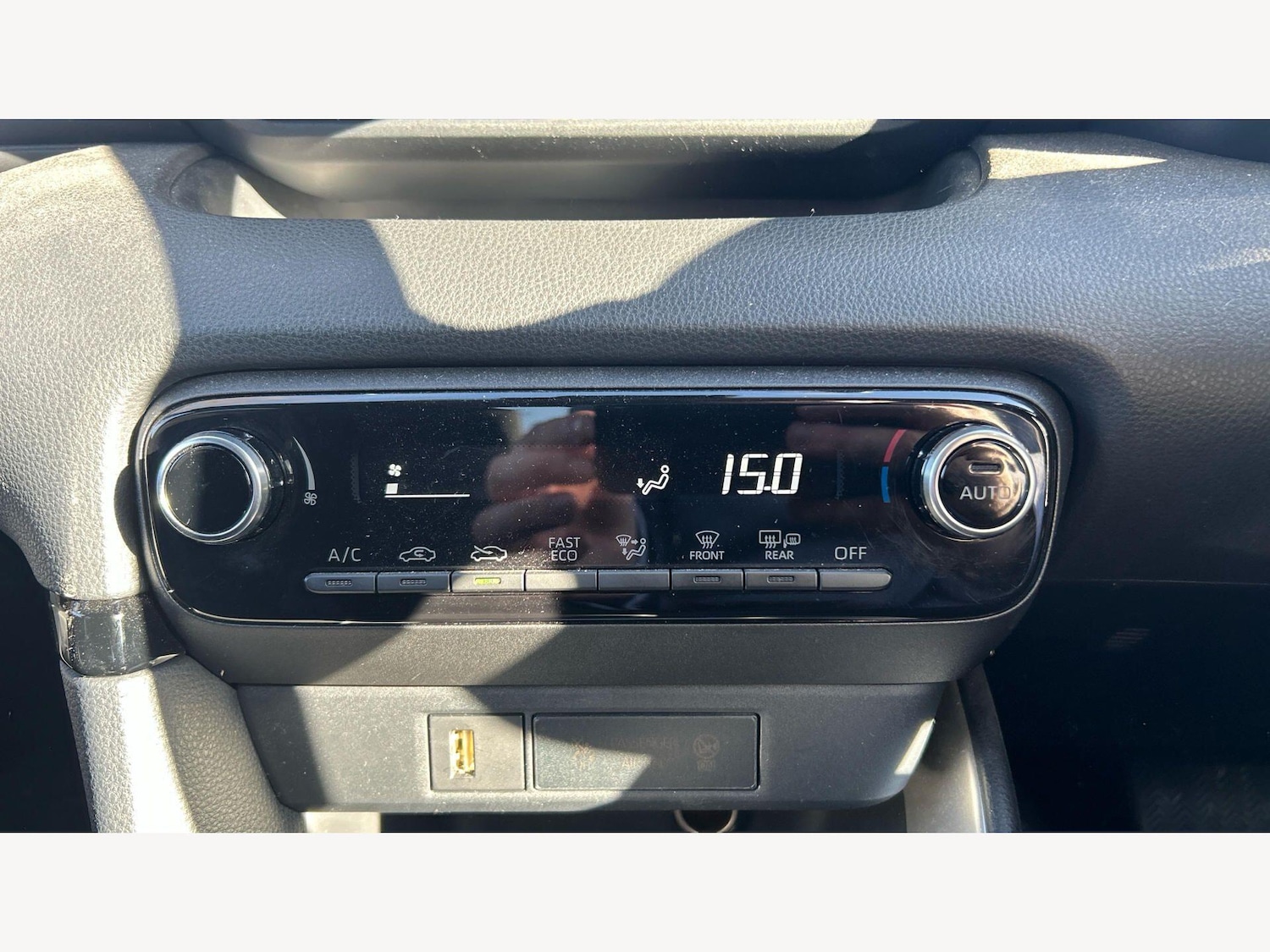 Used Toyota Yaris for sale - 77753701: Photo 28