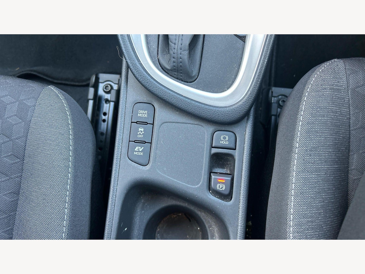 Used Toyota Yaris for sale - 77753701: Photo 30