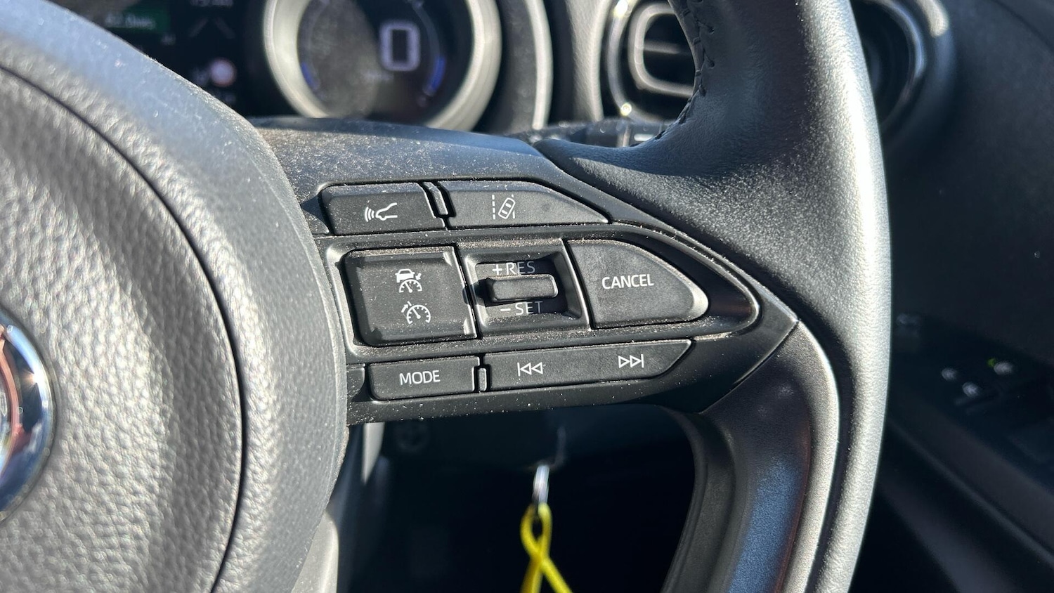 Used Toyota Yaris for sale - 77753701: Photo 32