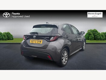 Used Toyota Yaris 2022 for sale - 77175900: Photo
