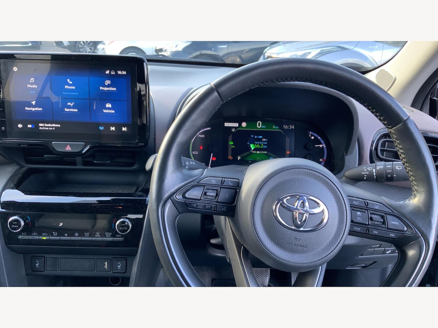Used Toyota Yaris Cross 2022 for sale - 76073222: Photo 10