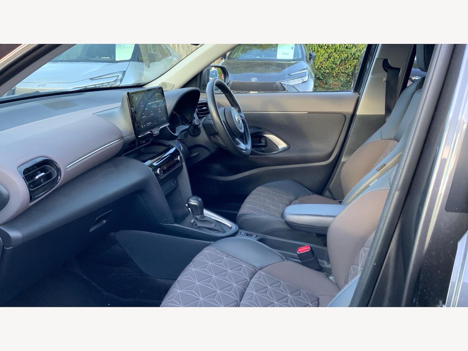 Used Toyota Yaris Cross 2022 for sale - 76073222: Photo 12