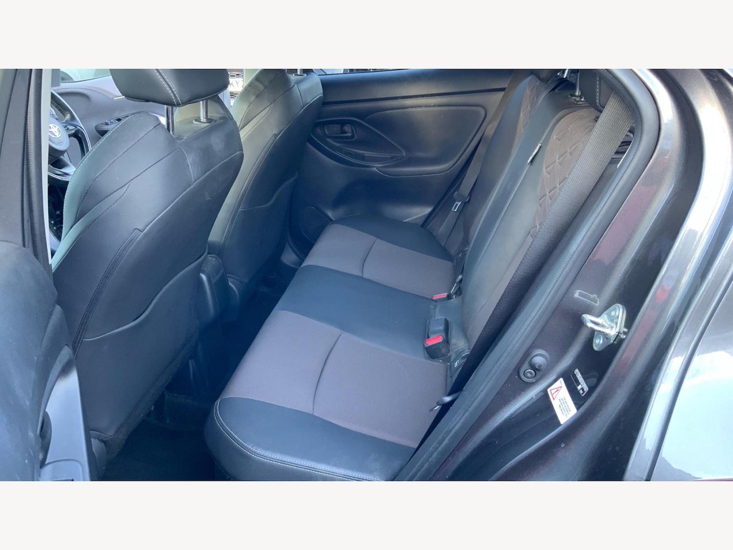 Used Toyota Yaris Cross 2022 for sale - 76073222: Photo 15