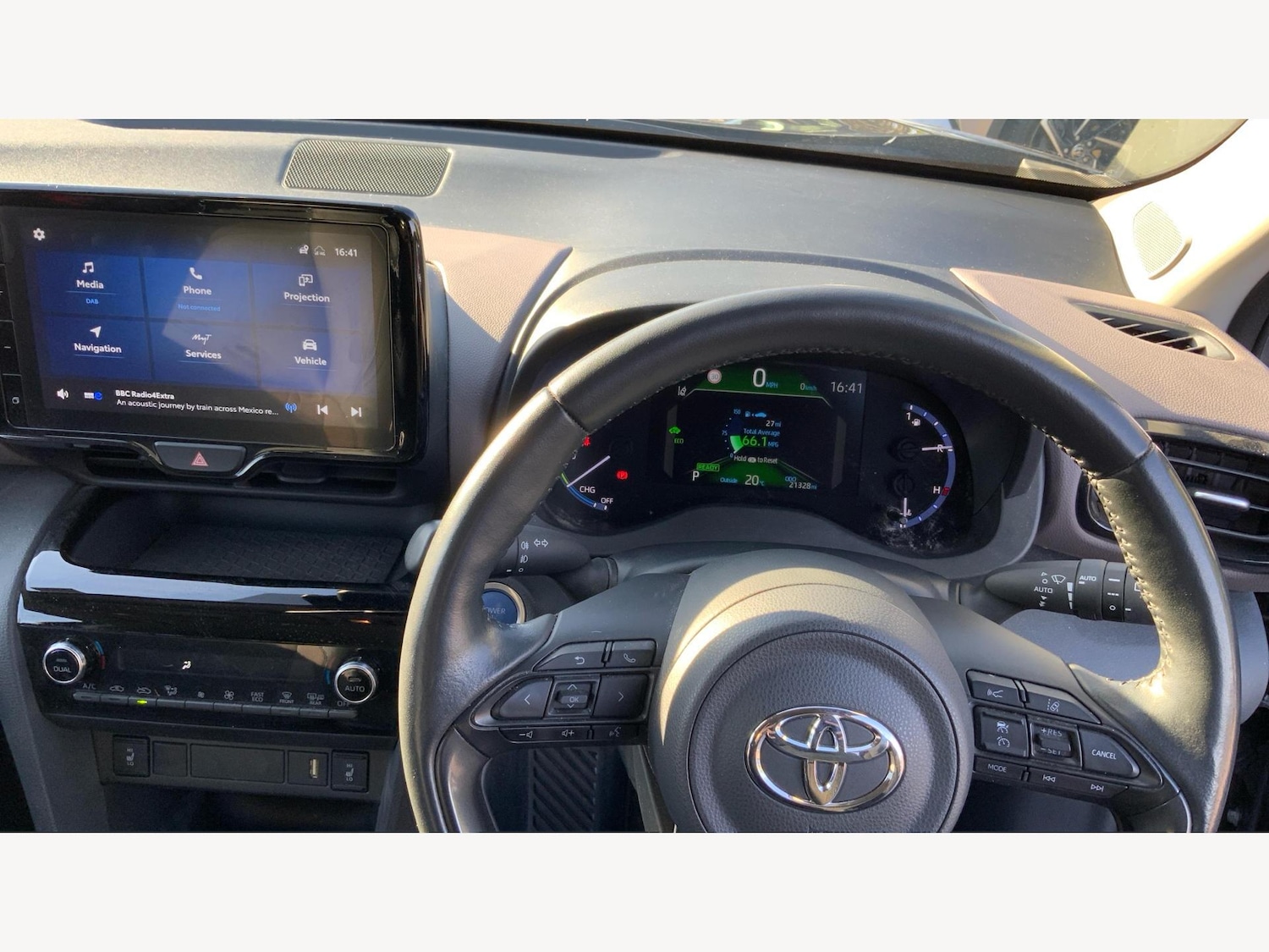 Used Toyota Yaris Cross 2022 for sale - 76073222: Photo 22