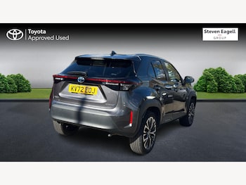 Used Toyota Yaris Cross 2022 for sale - 76073222: Photo 2