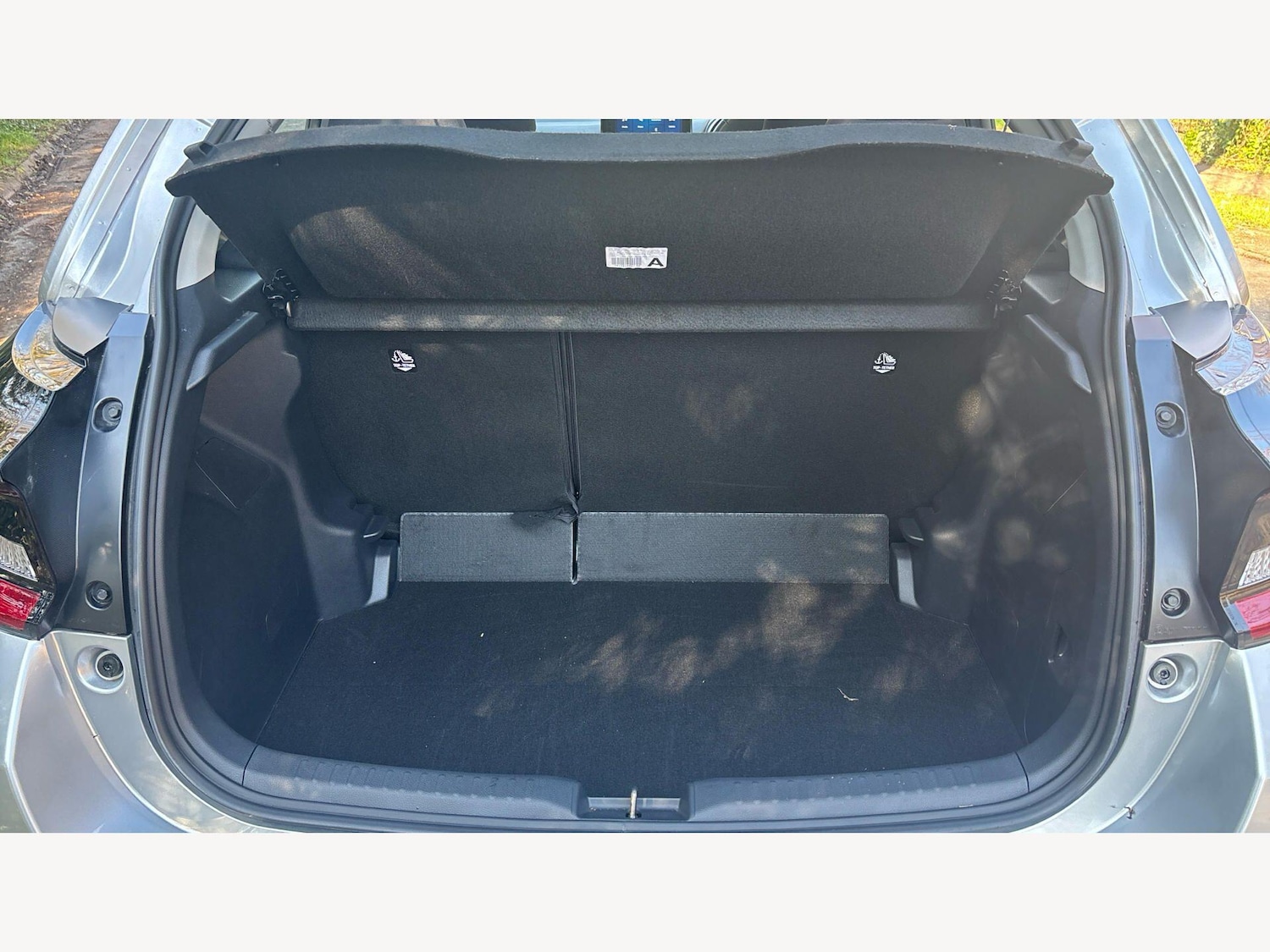 Used Toyota Yaris 2025 for sale - 78072901: Photo 16