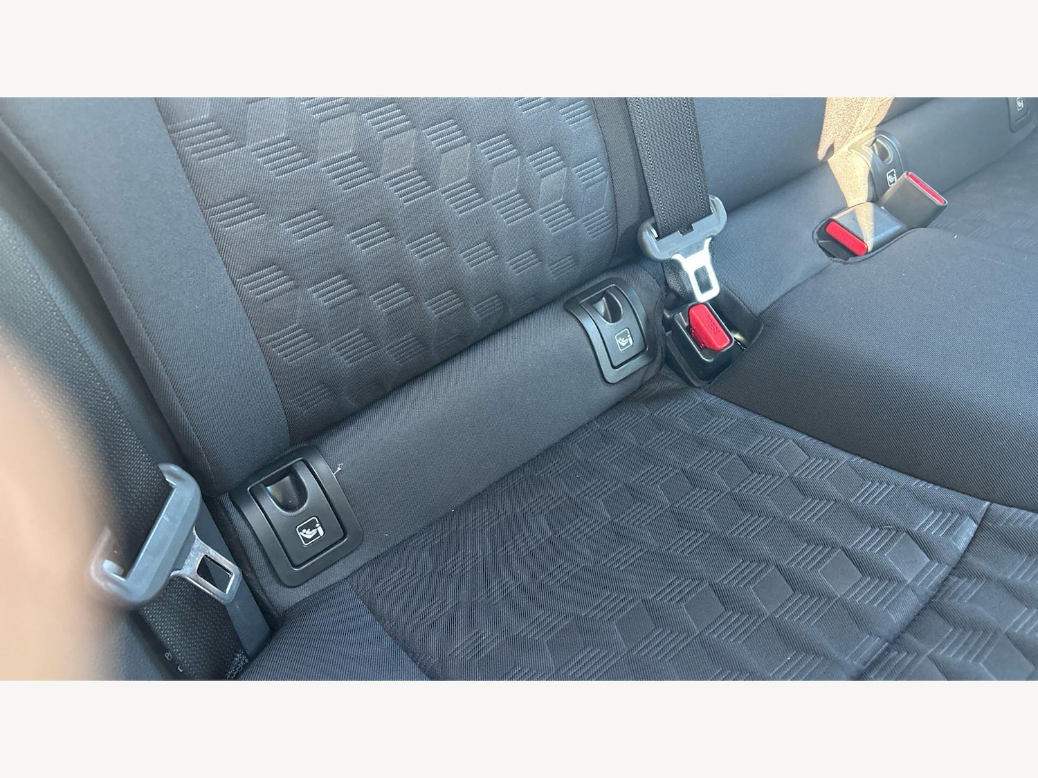 Used Toyota Yaris 2025 for sale - 78072901: Photo 27