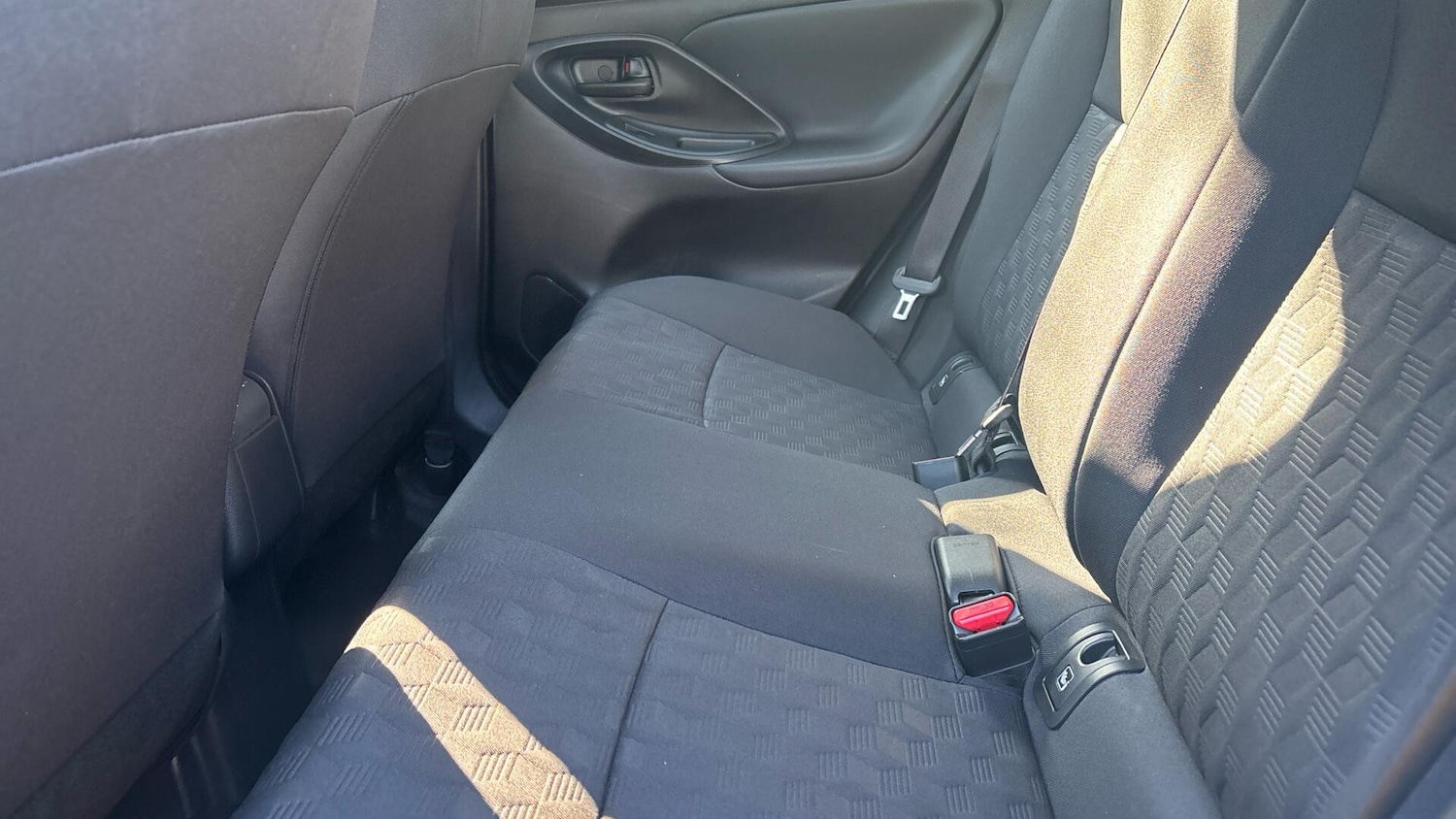 Used Toyota Yaris 2025 for sale - 78072901: Photo 32