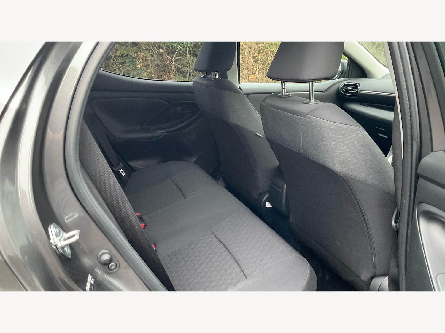 Used Toyota Yaris 2022 for sale - 77344728: Photo 14