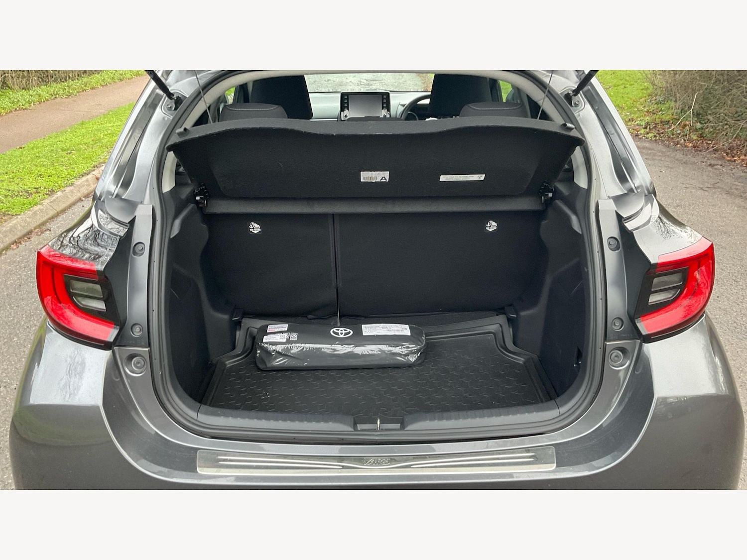 Used Toyota Yaris 2022 for sale - 77344728: Photo 16