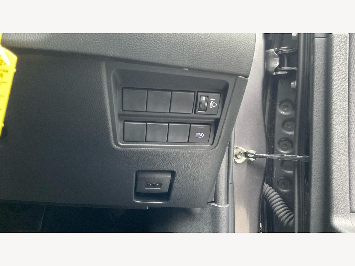 Used Toyota Yaris 2022 for sale - 77344728: Photo 29