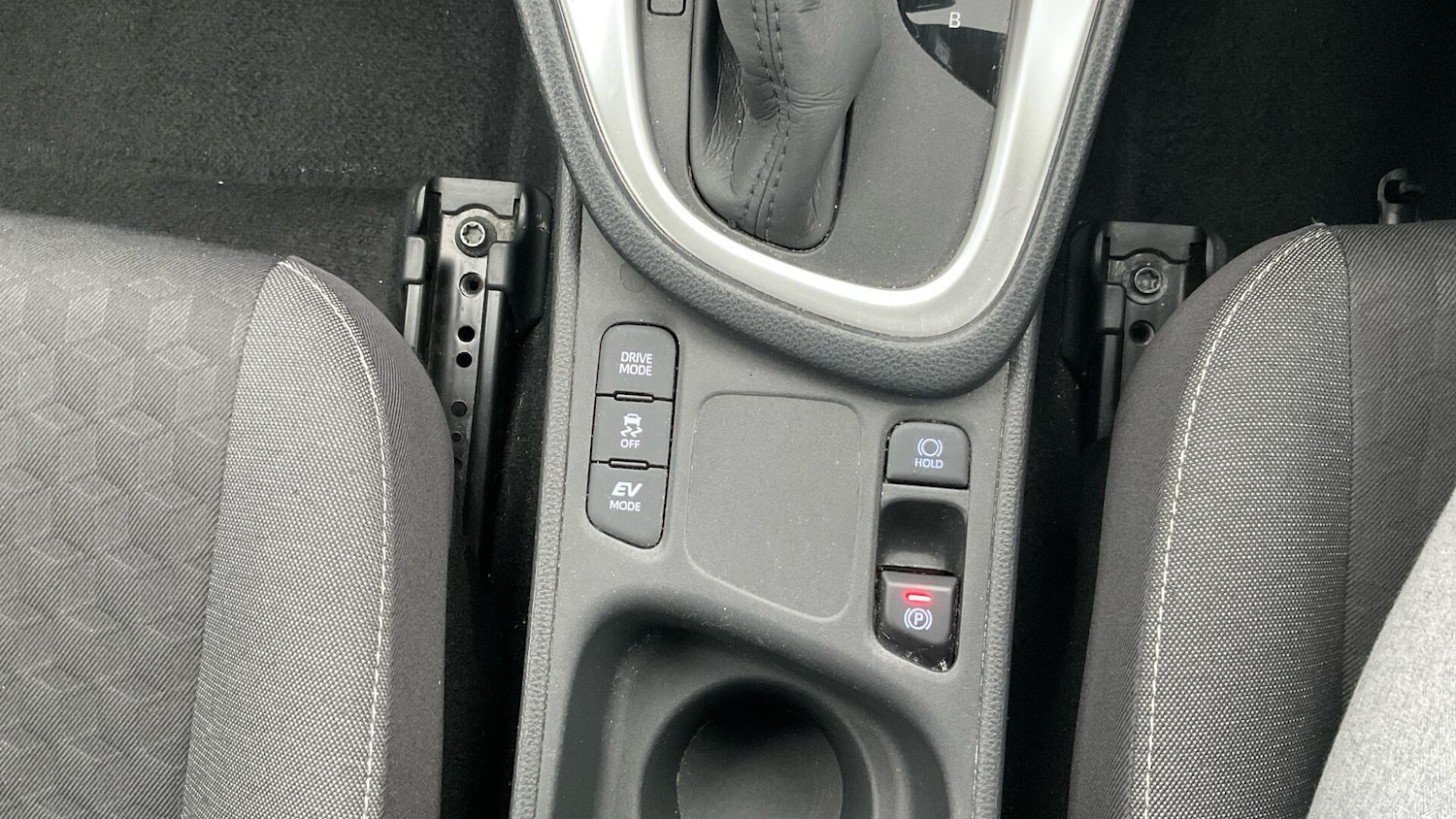 Used Toyota Yaris 2022 for sale - 77344728: Photo 36