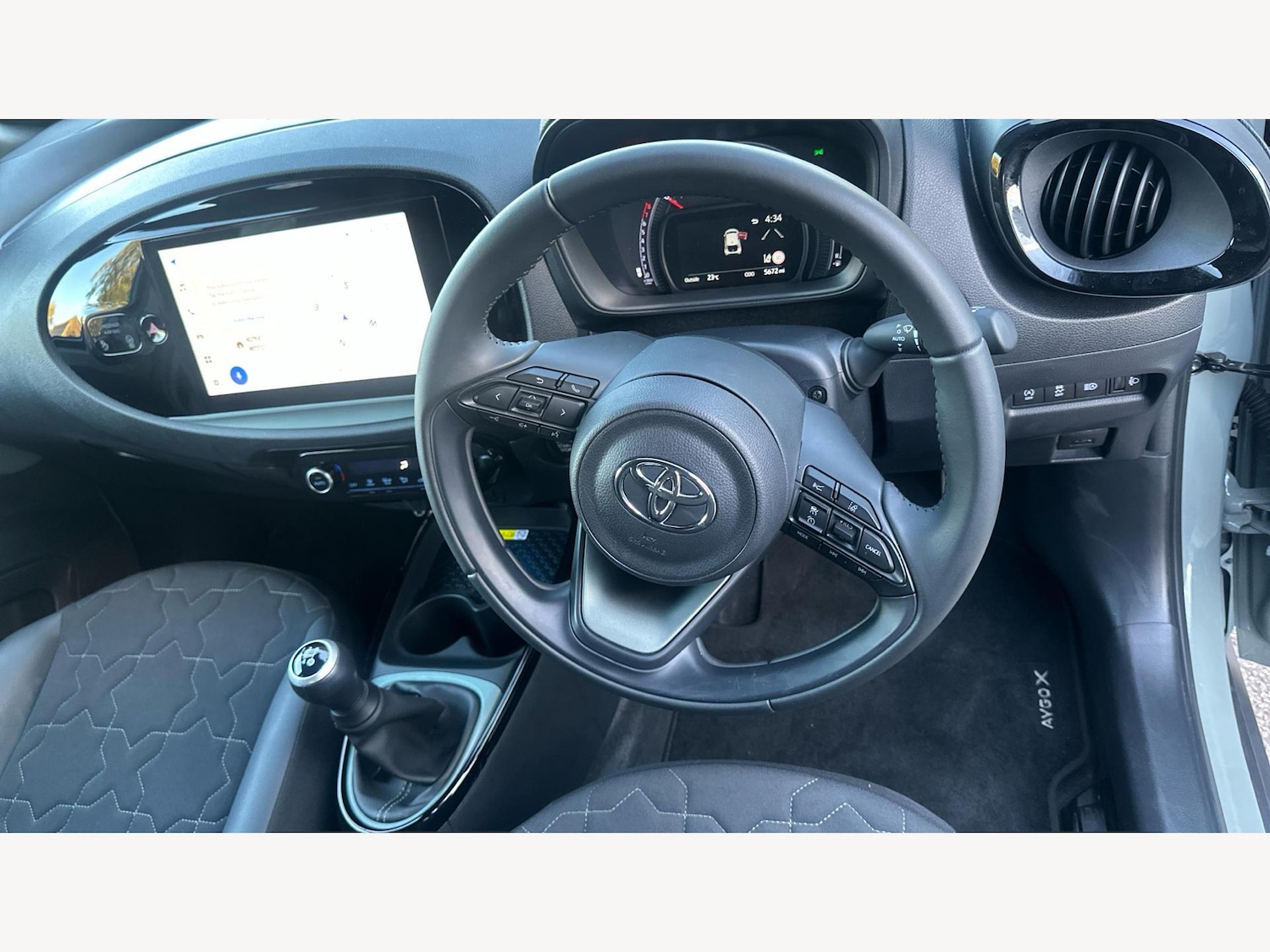 Used Toyota Aygo X 2024 for sale - 76306383: Photo 10