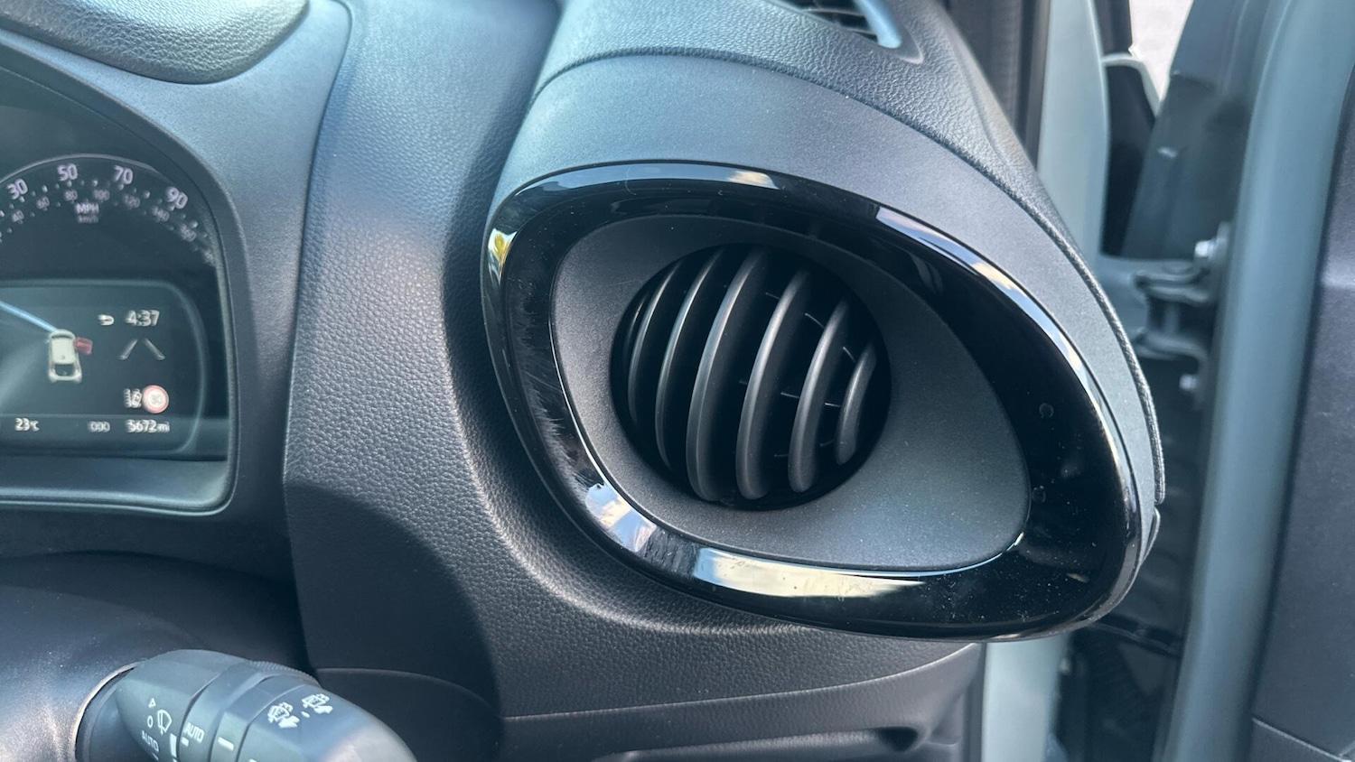 Used Toyota Aygo X 2024 for sale - 76306383: Photo 41