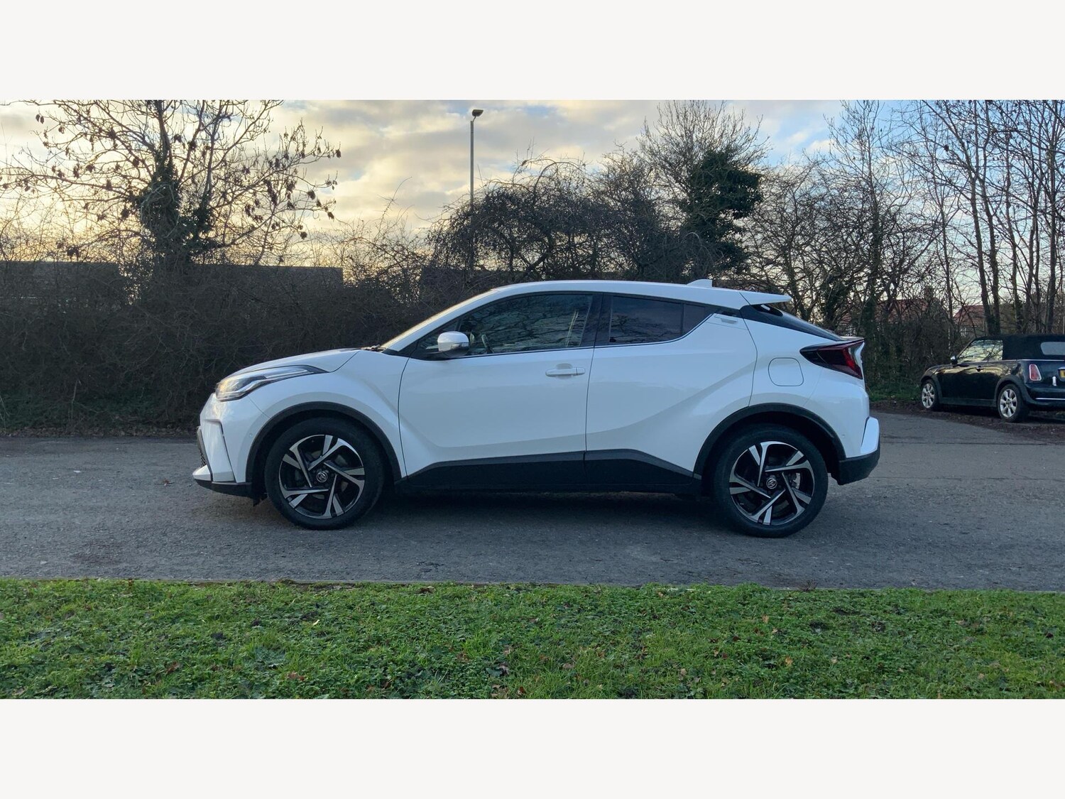 Used Toyota C-HR for sale - 77625748: Photo 19