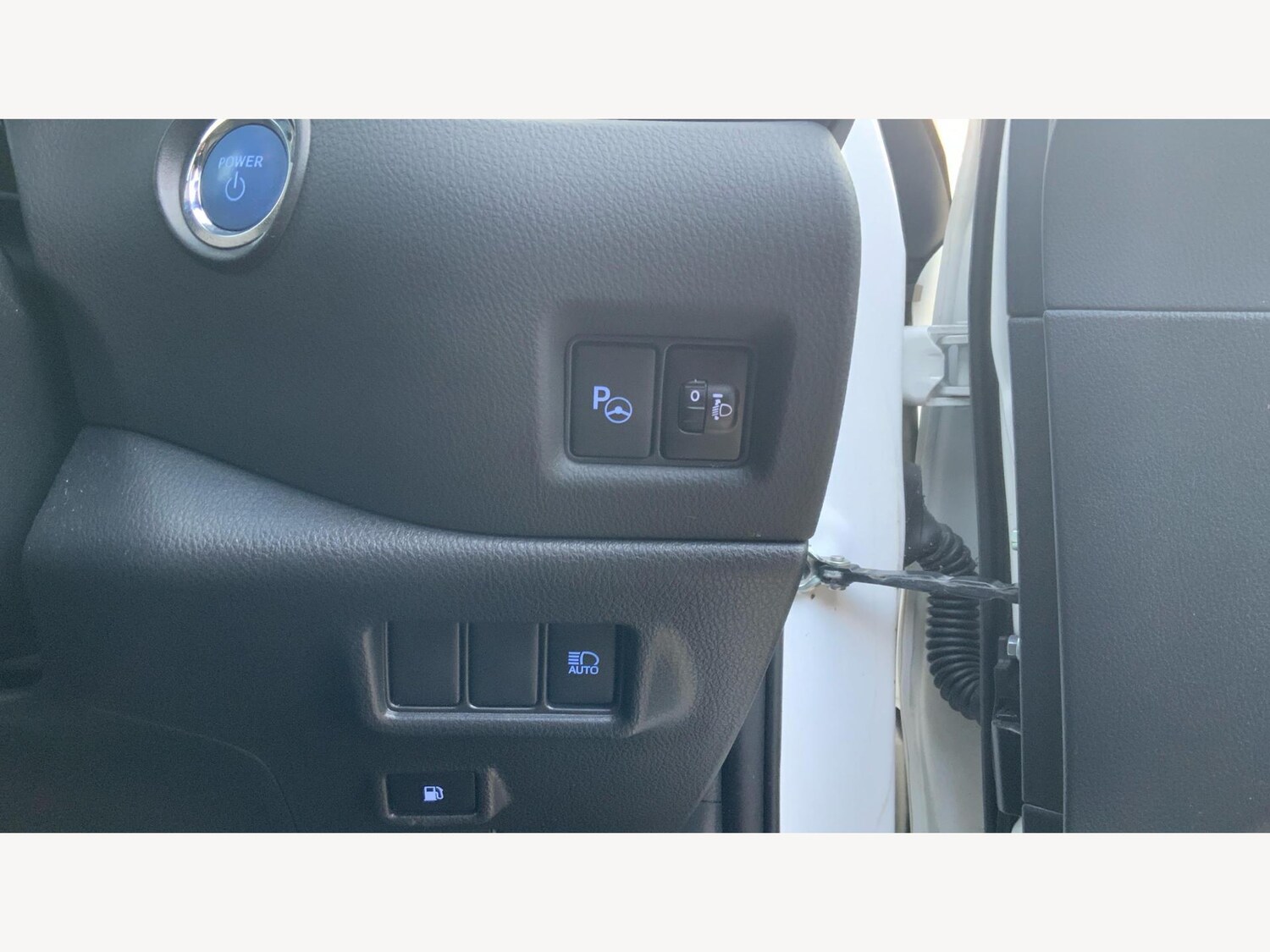 Used Toyota C-HR for sale - 77625748: Photo 29