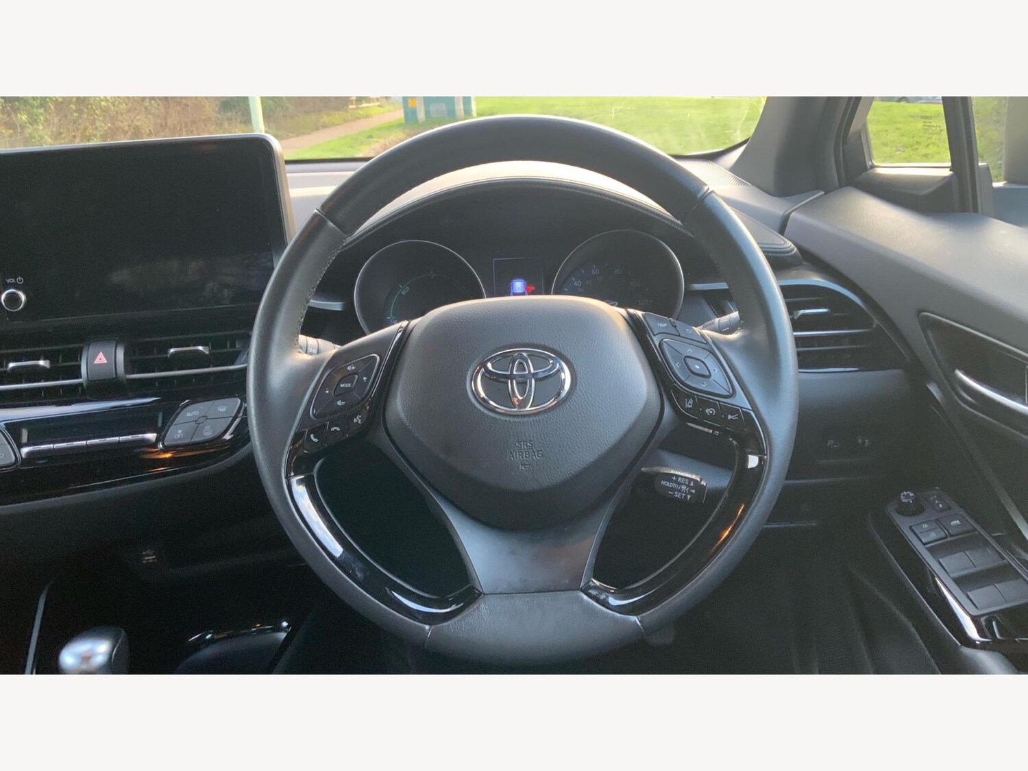 Used Toyota C-HR for sale - 77625748: Photo 8