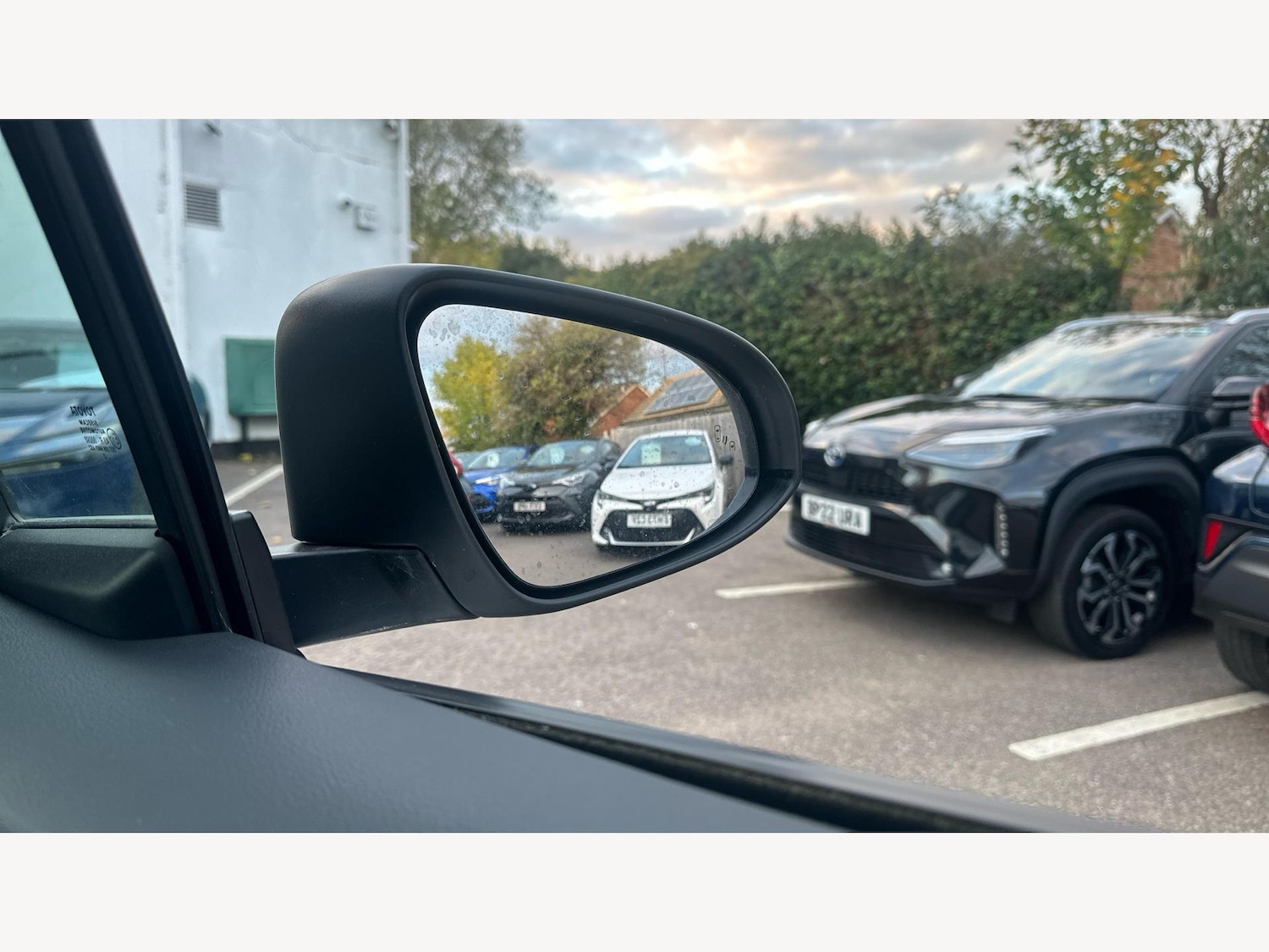 Used Toyota C-HR 2022 for sale - 76432166: Photo 28