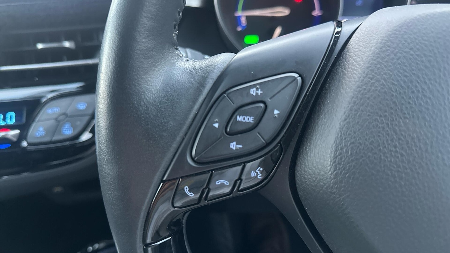 Used Toyota C-HR 2022 for sale - 76432166: Photo 35