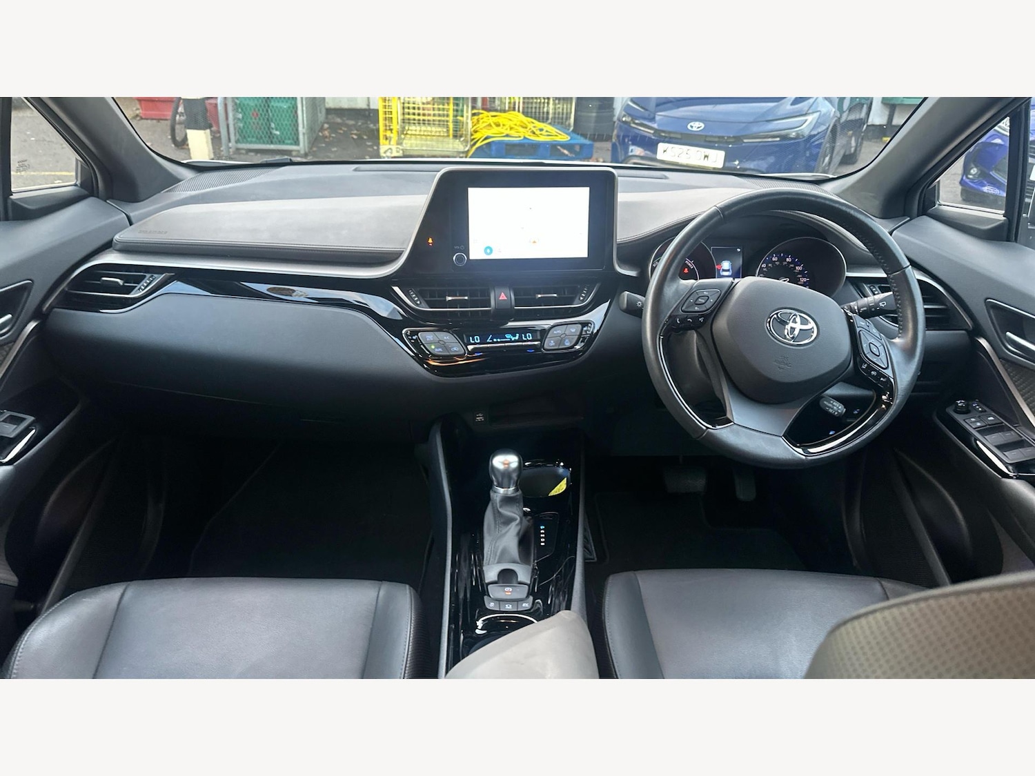 Used Toyota C-HR 2022 for sale - 76432166: Photo 7