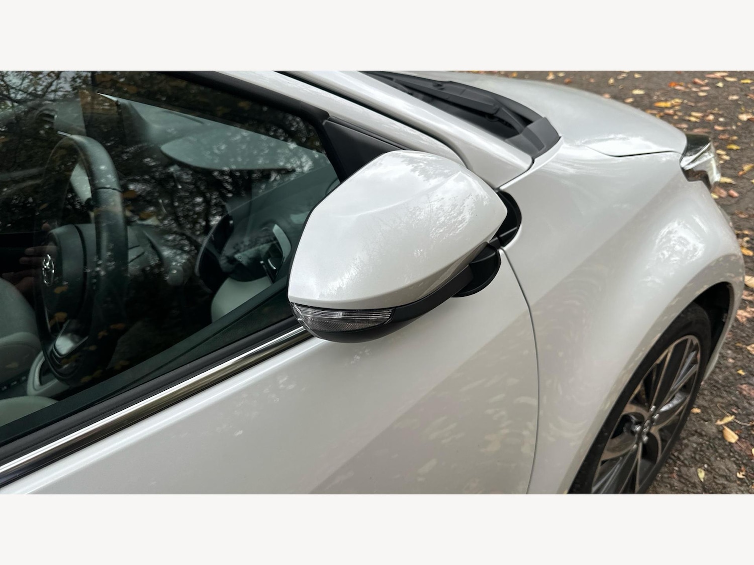 Used Toyota Yaris 2023 for sale - 77320488: Photo 29