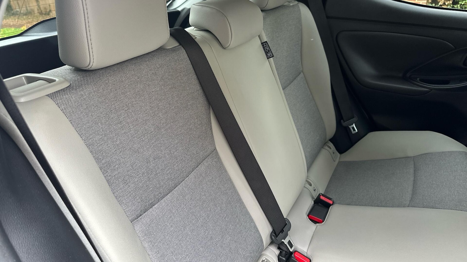 Used Toyota Yaris 2023 for sale - 77320488: Photo 36