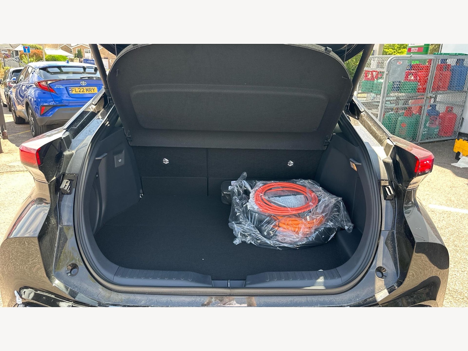 Used Toyota C-HR for sale - 77440892: Photo 16