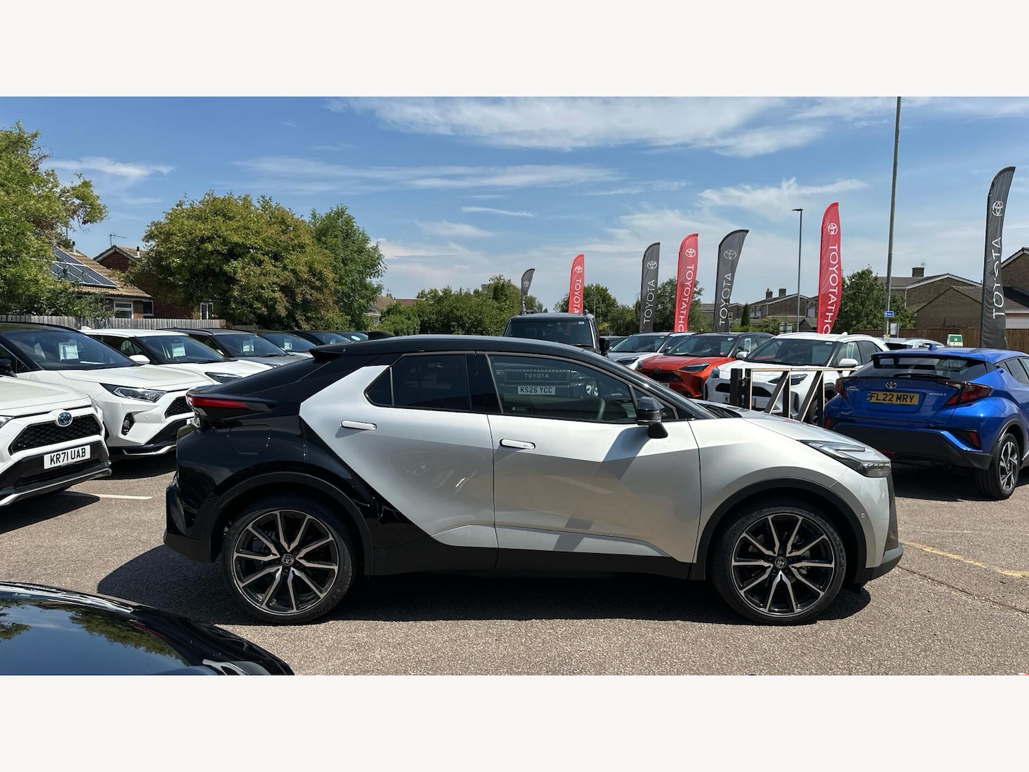 Used Toyota C-HR for sale - 77440892: Photo 18