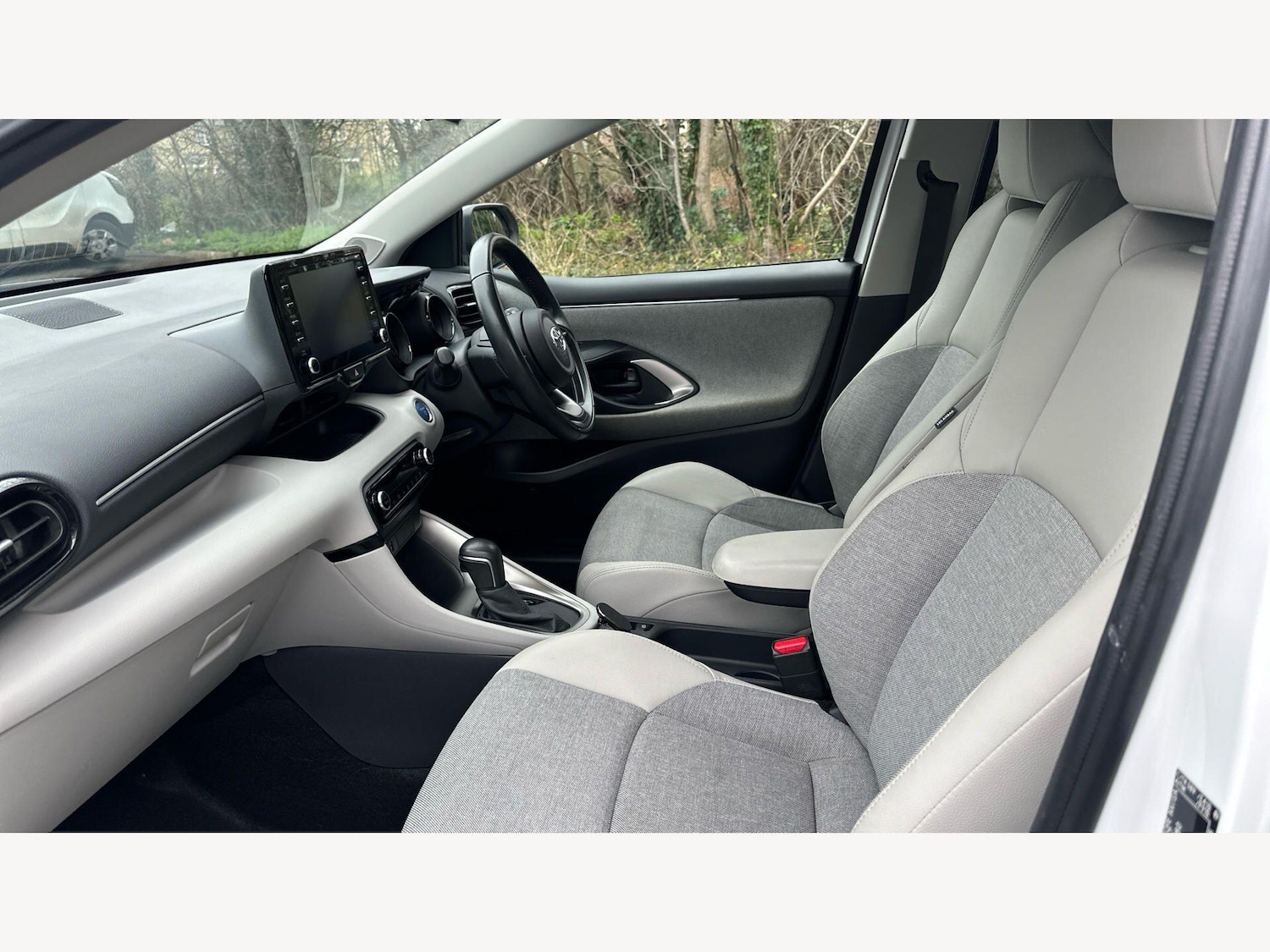 Used Toyota Yaris for sale - 77883494: Photo 12