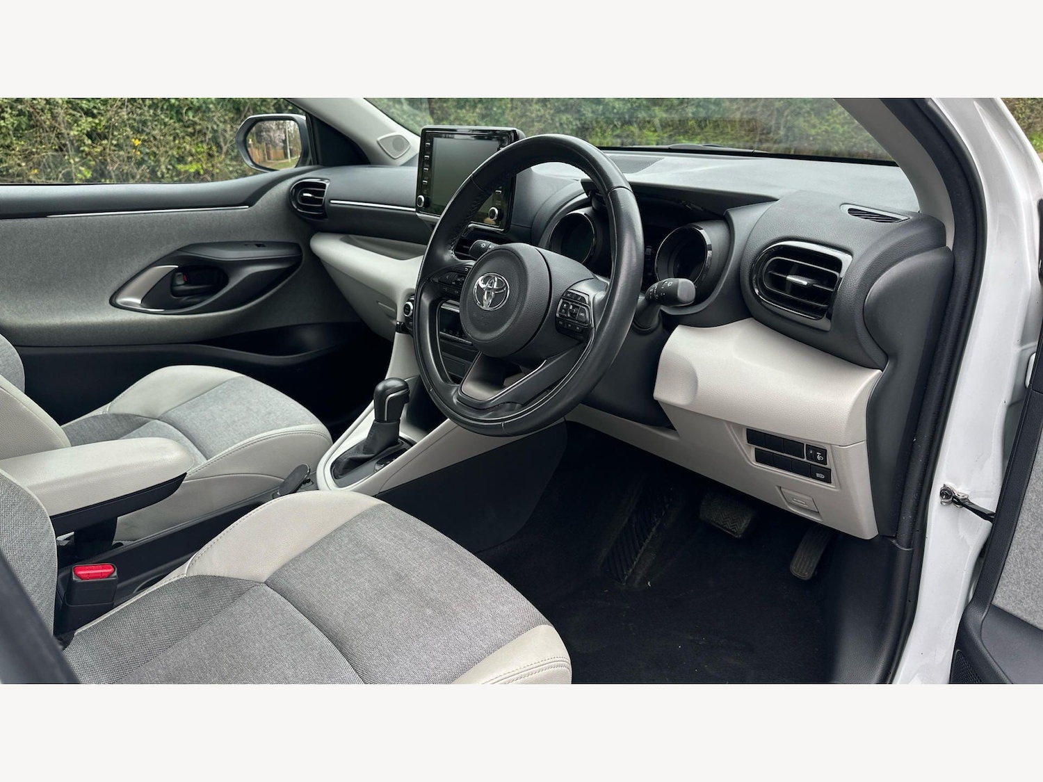 Used Toyota Yaris for sale - 77883494: Photo 13