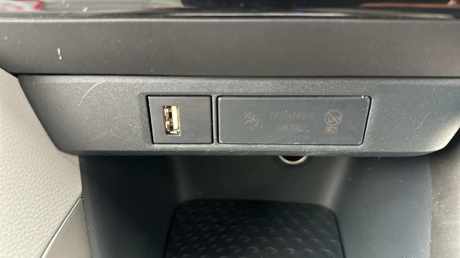 Used Toyota Yaris for sale - 77883494: Photo 32