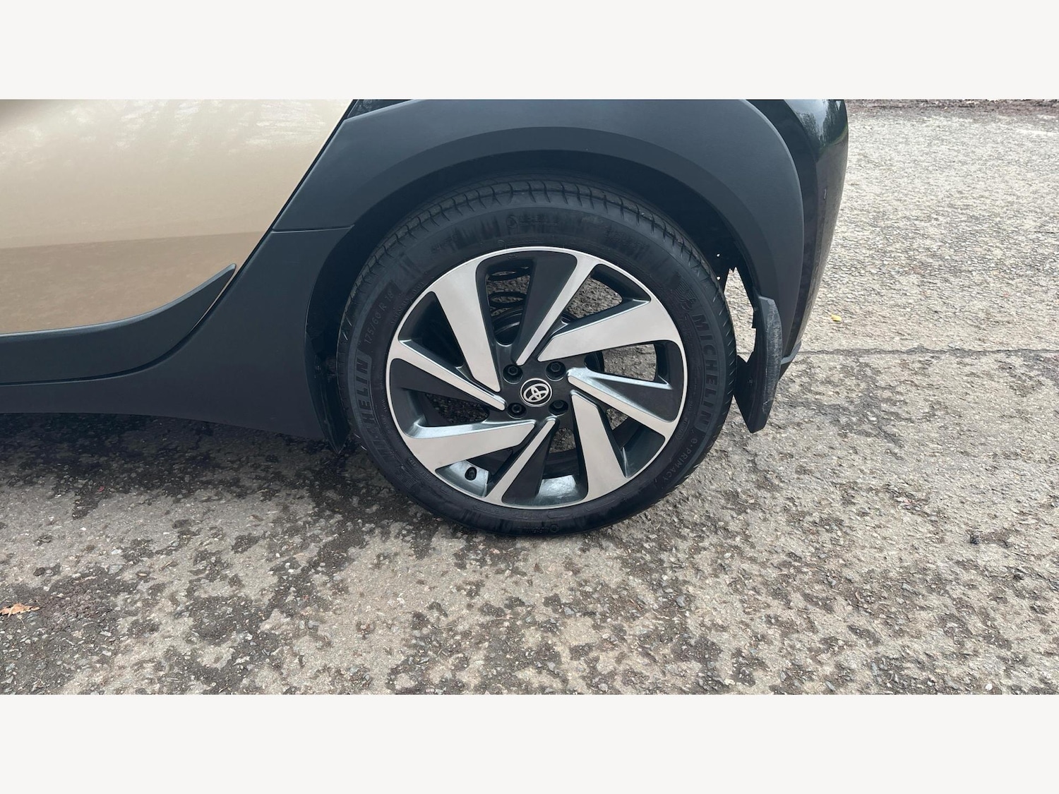 Used Toyota Aygo X 2022 for sale - 77625629: Photo 24