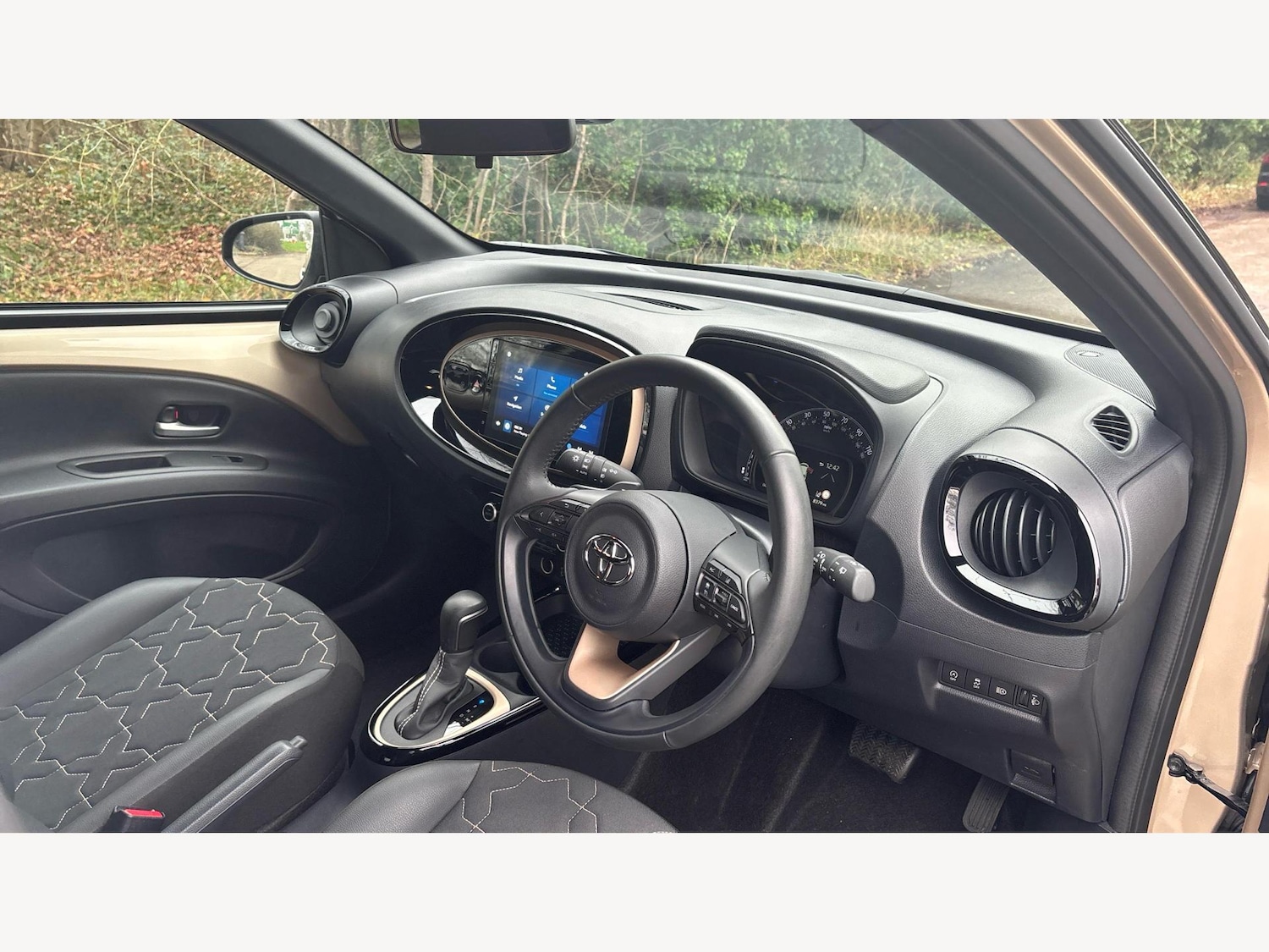 Used Toyota Aygo X 2022 for sale - 77625629: Photo 27