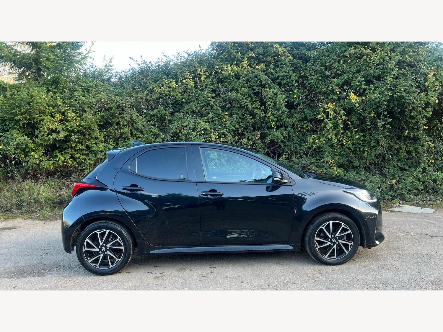 Used Toyota Yaris for sale - 77484526: Photo 18