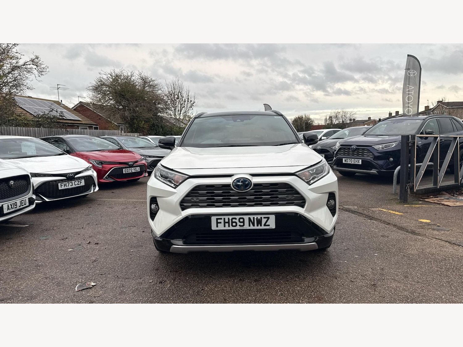 Used Toyota RAV4 2020 for sale - 77081472: Photo 17
