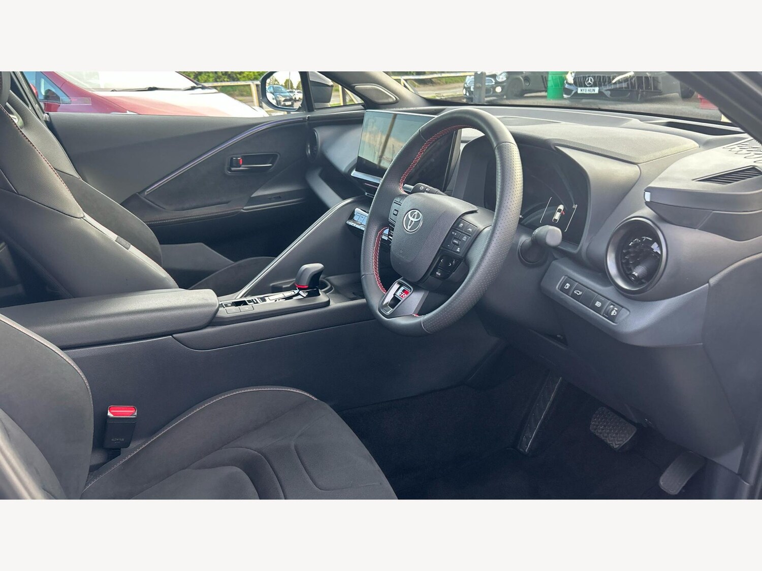 Used Toyota C-HR 2025 for sale - 77304967: Photo 13