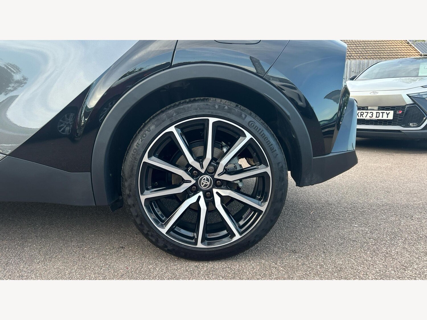 Used Toyota C-HR 2025 for sale - 77304967: Photo 23