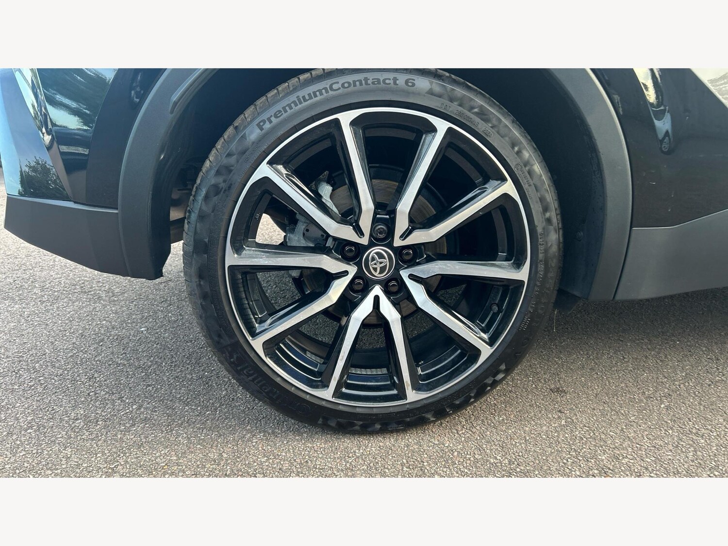 Used Toyota C-HR 2025 for sale - 77304967: Photo 24