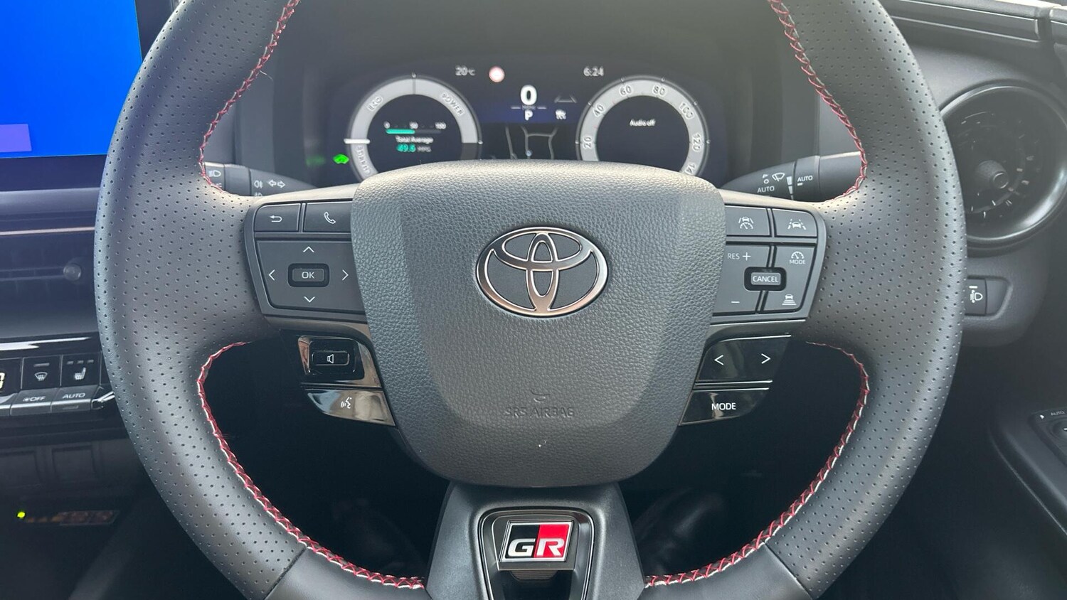 Used Toyota C-HR 2025 for sale - 77304967: Photo 42