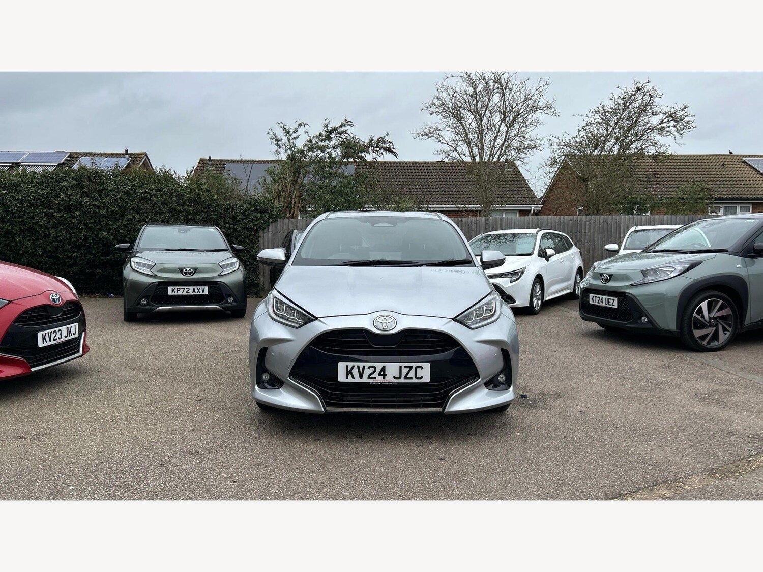 Used Toyota Yaris 2024 for sale - 77939786: Photo 17