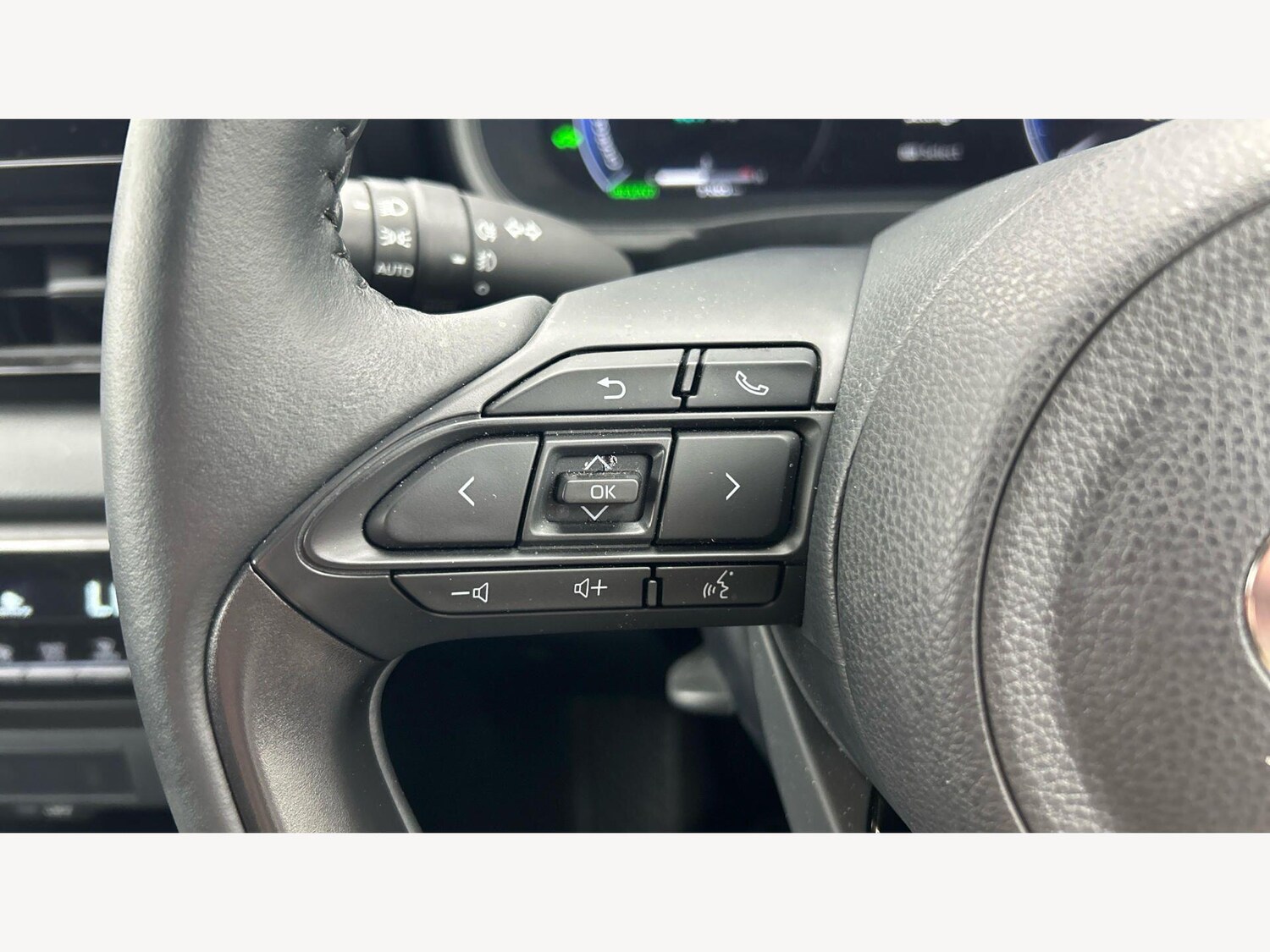 Used Toyota Yaris 2024 for sale - 77939786: Photo 31