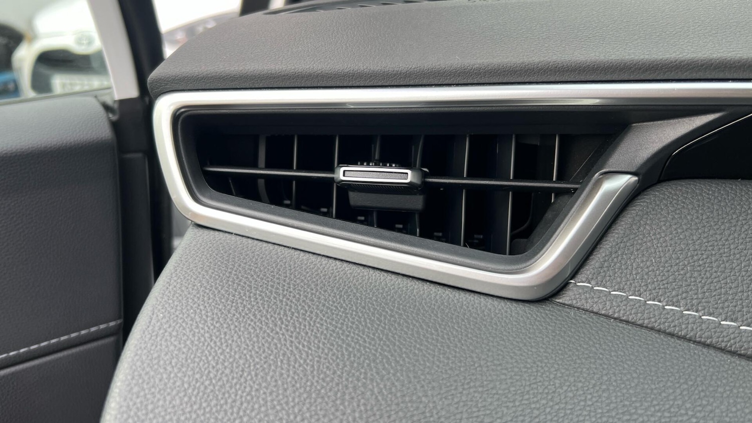 Used Toyota Corolla 2024 for sale - 76964413: Photo 42