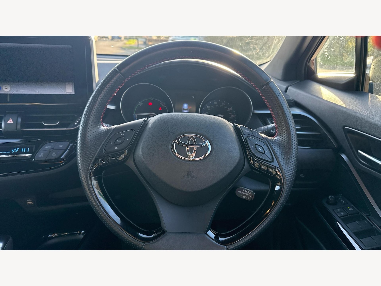 Used Toyota C-HR 2022 for sale - 76849597: Photo 10
