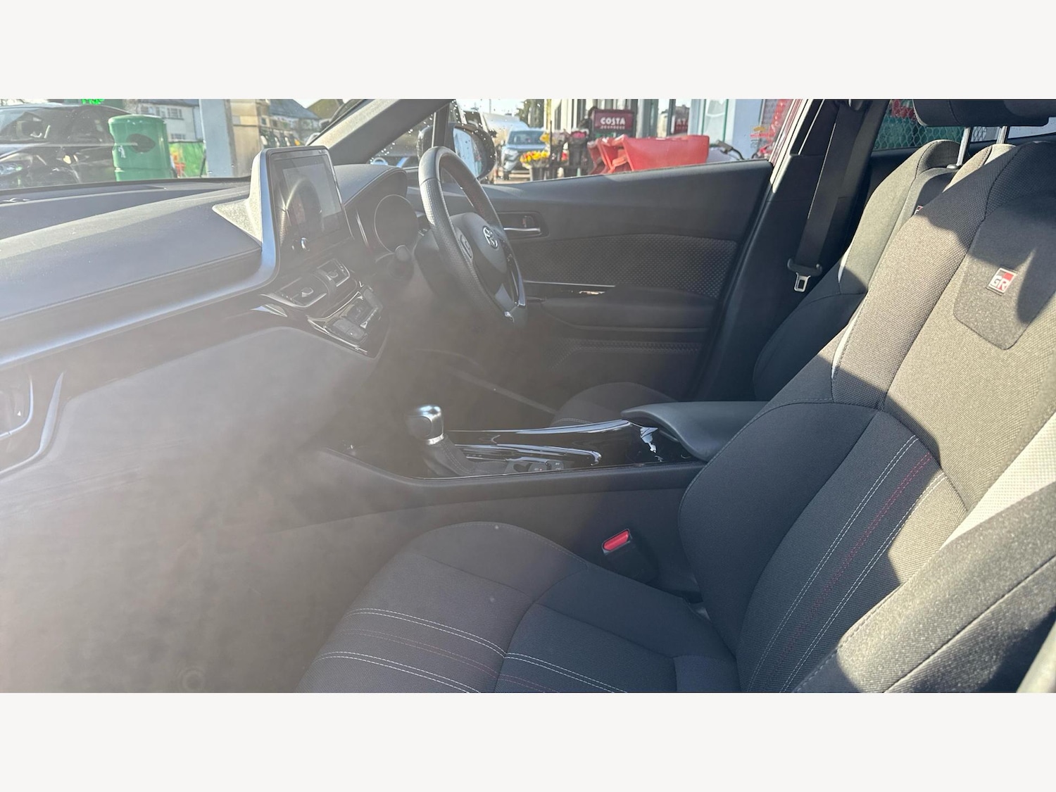 Used Toyota C-HR 2022 for sale - 76849597: Photo 12