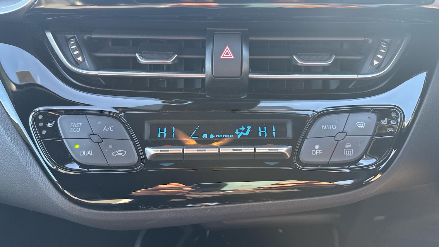 Used Toyota C-HR 2022 for sale - 76849597: Photo 39