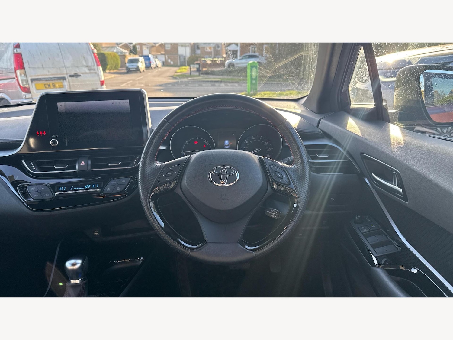 Used Toyota C-HR 2022 for sale - 76849597: Photo 8