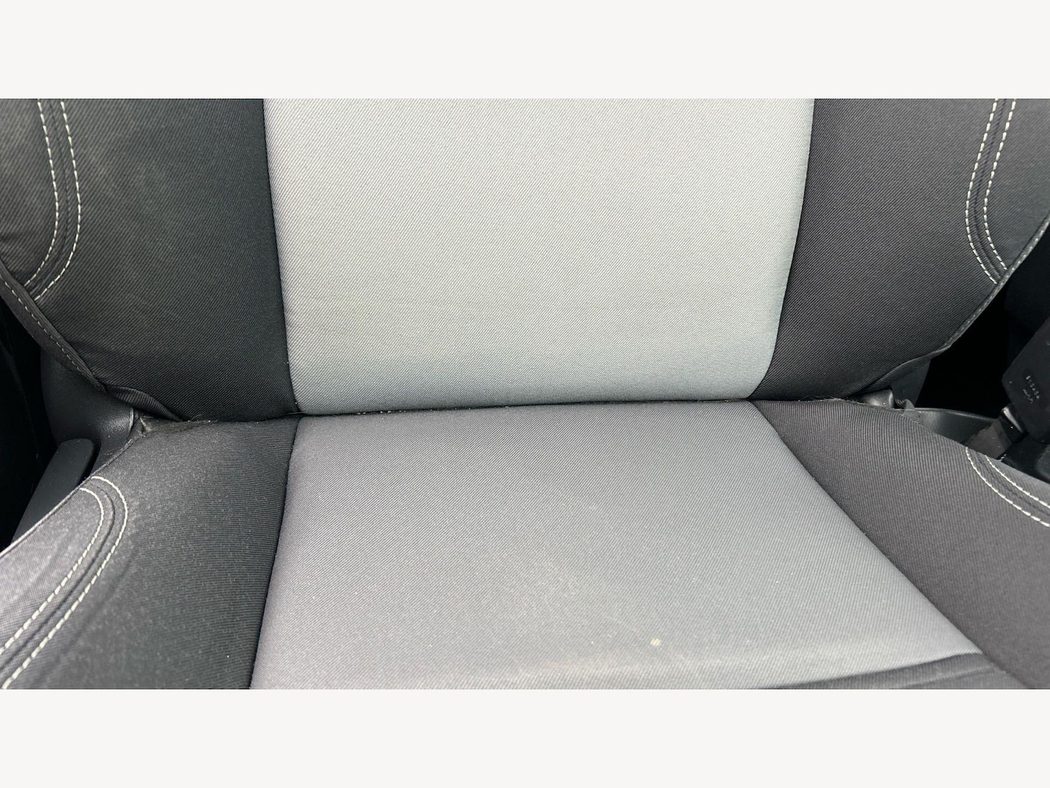 Used Toyota Yaris 2019 for sale - 78148357: Photo 16