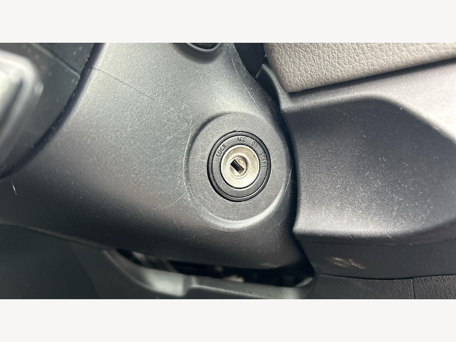 Used Toyota Yaris 2019 for sale - 78148357: Photo 18